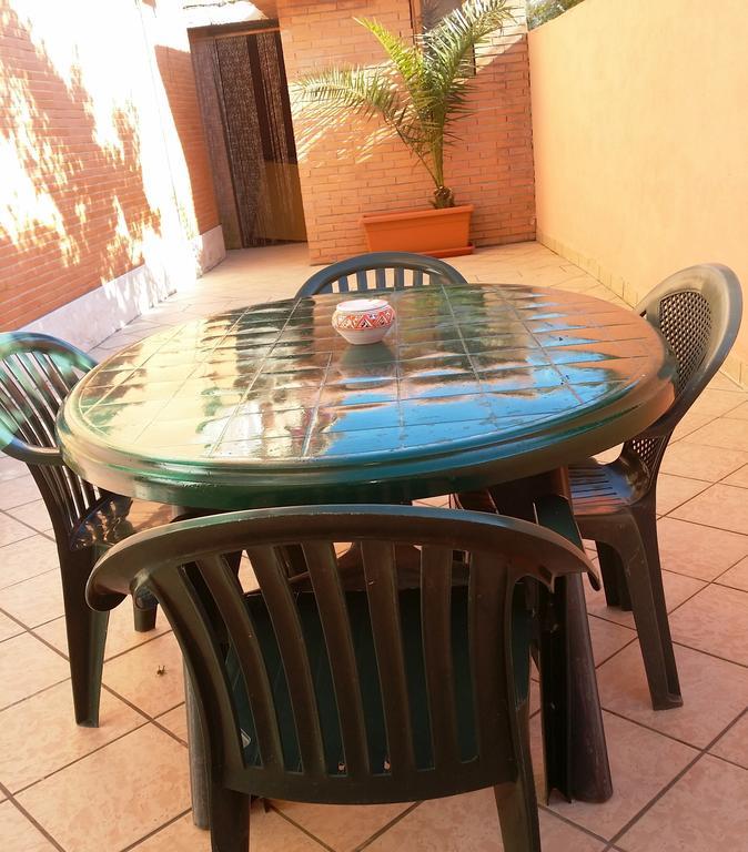 Bed and Breakfast La Darsena Di Fiumicino Pokoj fotografie